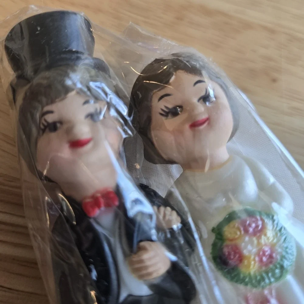 1994 Wilton Wedding Couple‎ Topper Cake Bride Groom 1990s Party Figurine Wife